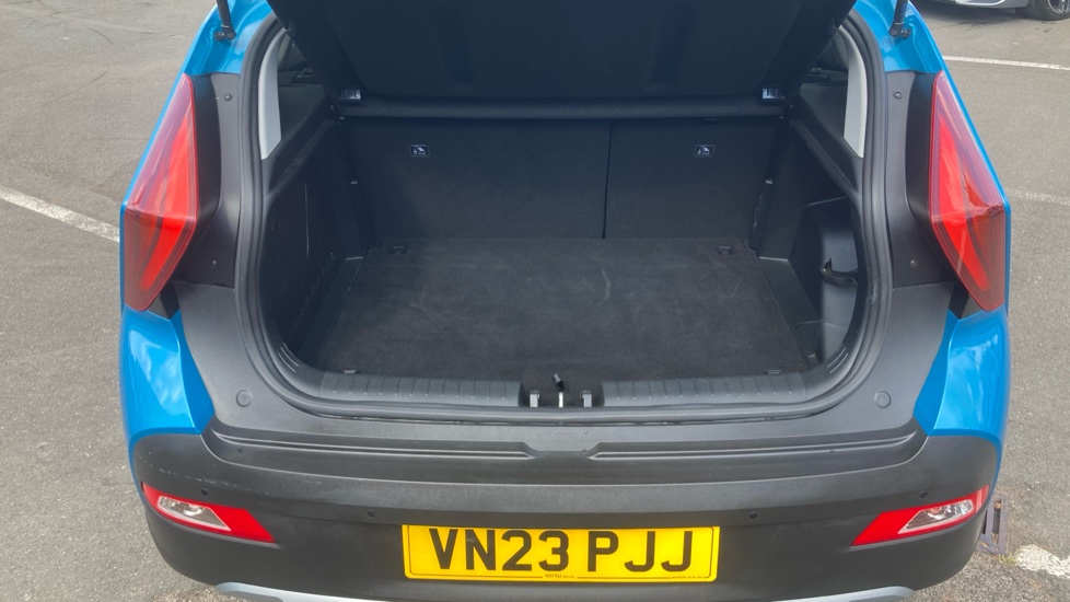 Hyundai BAYON 1.0 TGDi [120] 48V MHEV Premium 5dr DCT Petrol Hatchback - Image 4