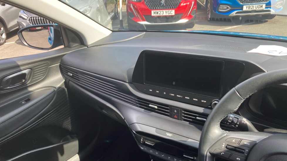 Hyundai BAYON 1.0 TGDi [120] 48V MHEV Premium 5dr DCT Petrol Hatchback - Image 14