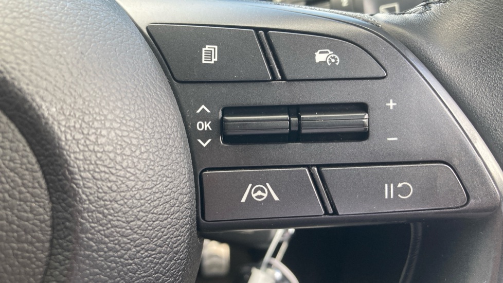Hyundai BAYON 1.0 TGDi [120] 48V MHEV Premium 5dr DCT Petrol Hatchback - Image 25