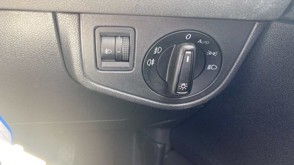Volkswagen Polo 1.0 TSI 95 Match 5dr Petrol Hatchback - Image 25