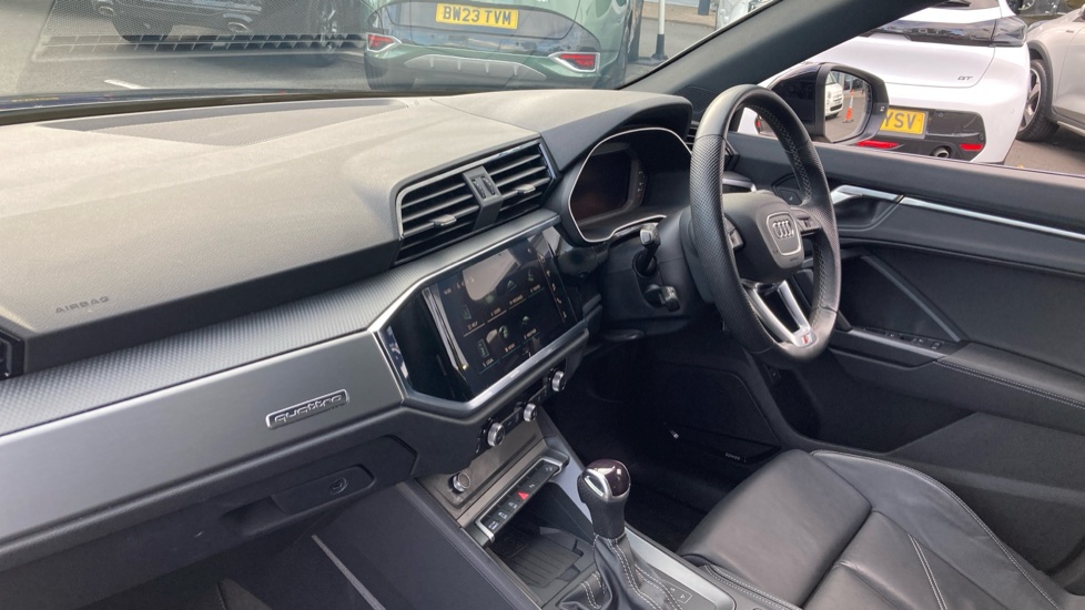 Audi Q3 40 TFSI Quattro S Line 5dr S Tronic Petrol Estate - Image 9