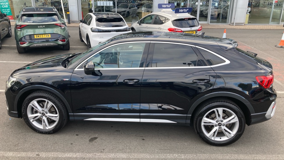 Audi Q3 40 TFSI Quattro S Line 5dr S Tronic Petrol Estate - Image 29