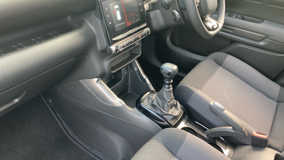 Citroen C3 Aircross 1.2 PureTech 110 You 5dr Petrol Hatchback - Image 13