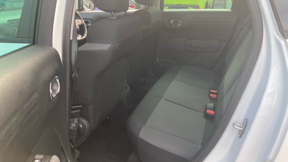 Citroen C3 Aircross 1.2 PureTech 110 You 5dr Petrol Hatchback - Image 16