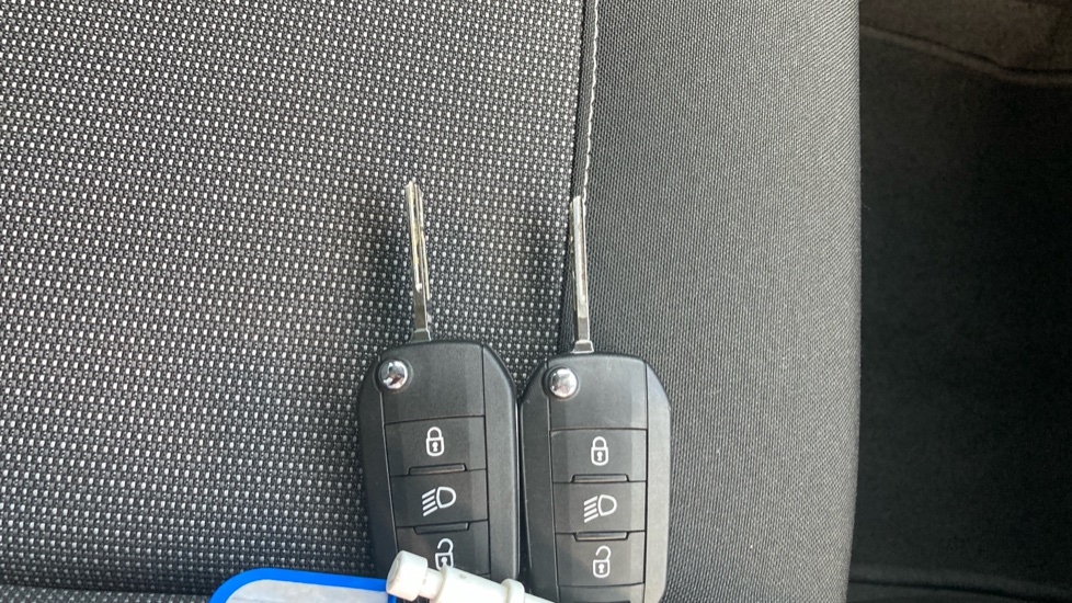 Citroen C3 Aircross 1.2 PureTech 110 You 5dr Petrol Hatchback - Image 20