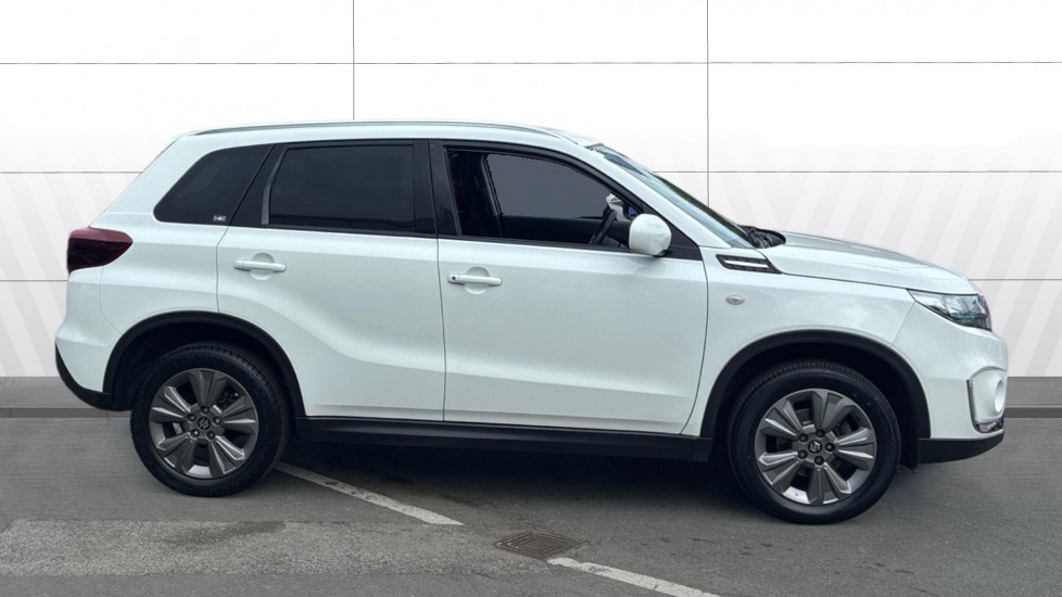 Suzuki Vitara 1.4 Boosterjet 48V Hybrid SZ-T 5dr Petrol Estate - Image 5