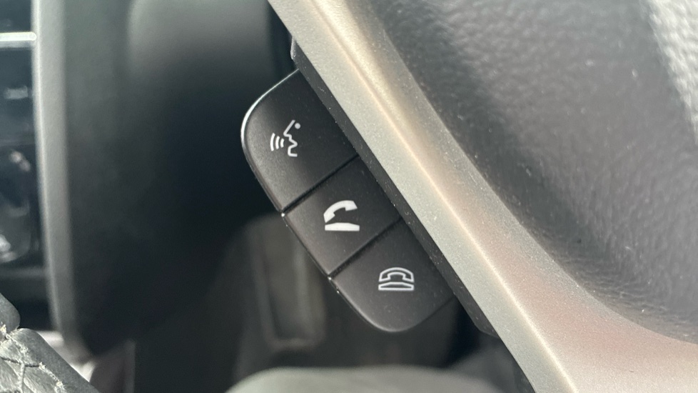 Suzuki Vitara 1.4 Boosterjet 48V Hybrid SZ-T 5dr Petrol Estate - Image 29