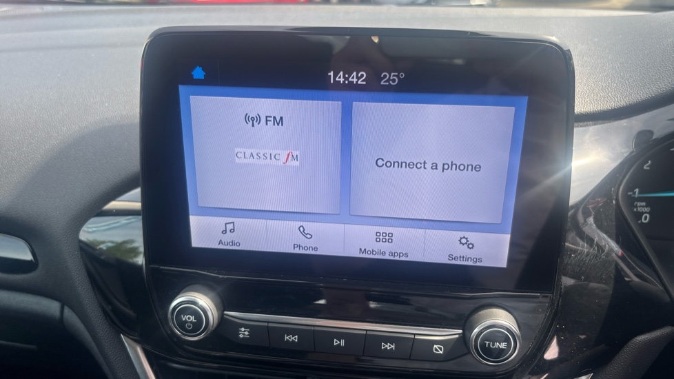 Ford Fiesta 1.1 Trend 5dr Petrol Hatchback - Image 12