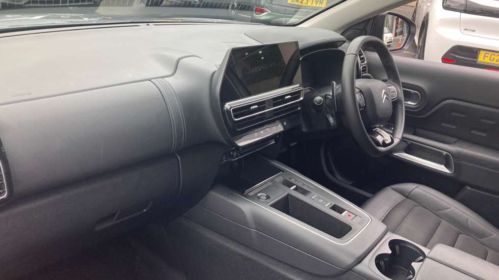 Citroen C5 Aircross 1.6 Plug-in Hybrid Max 5dr e-EAT8 Hatchback - Image 9