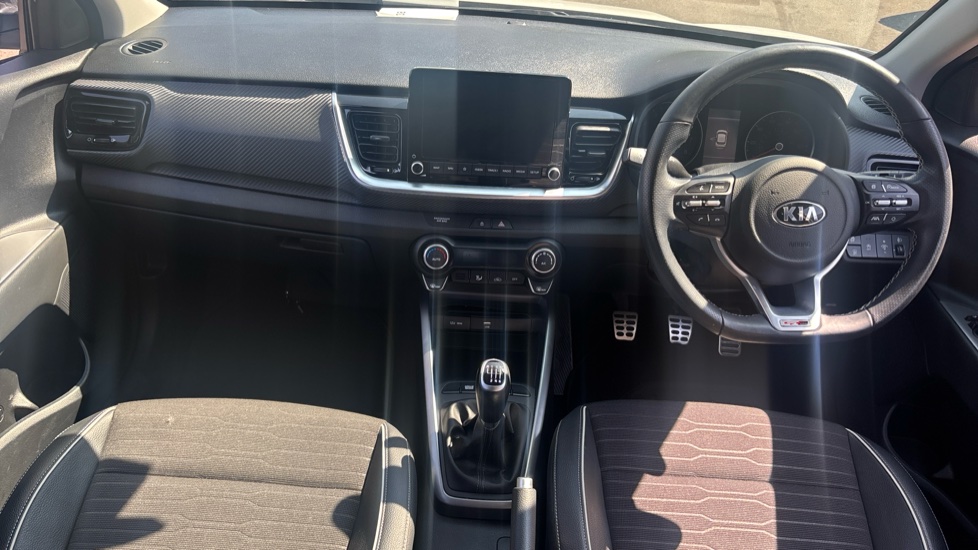 Kia Stonic 1.0T GDi 48V GT-Line 5dr Petrol Estate - Image 10