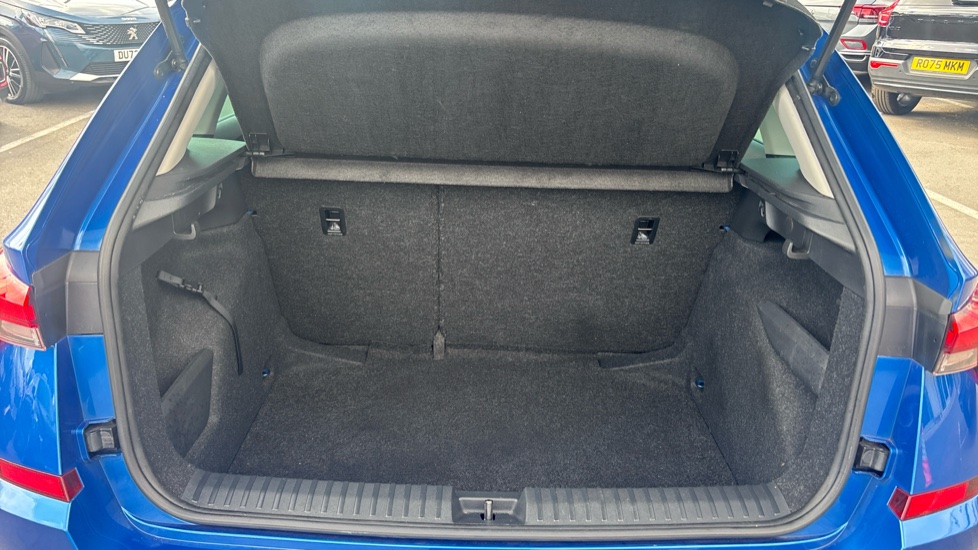 Skoda Kamiq 1.0 TSI 95 SE Drive 5dr Petrol Hatchback - Image 4