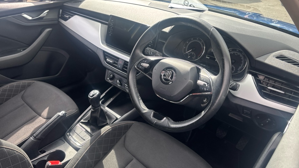 Skoda Kamiq 1.0 TSI 95 SE Drive 5dr Petrol Hatchback - Image 11