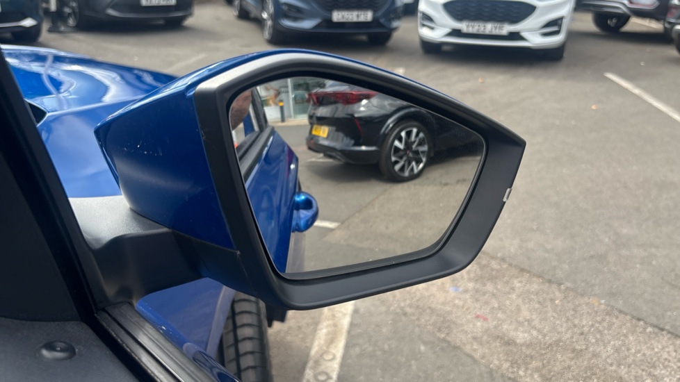 Skoda Kamiq 1.0 TSI 95 SE Drive 5dr Petrol Hatchback - Image 19