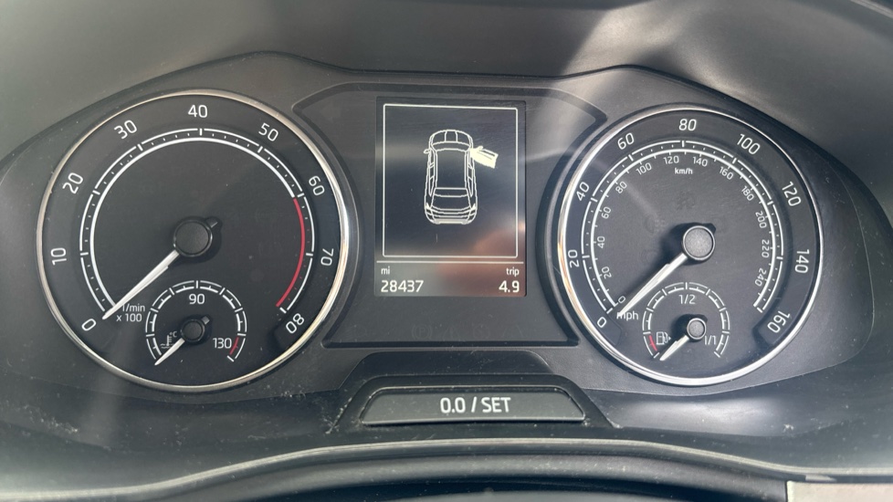 Skoda Kamiq 1.0 TSI 95 SE Drive 5dr Petrol Hatchback - Image 36