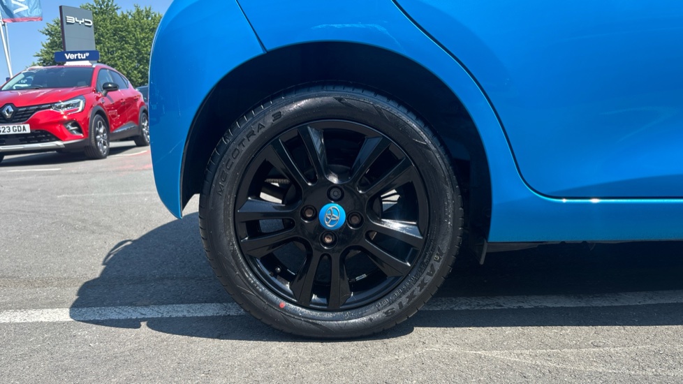 Toyota Aygo 1.0 VVT-i X-Cite 2 5dr Petrol Hatchback - Image 7