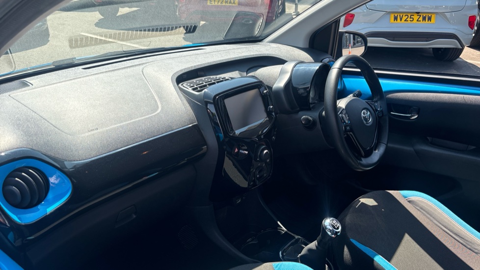 Toyota Aygo 1.0 VVT-i X-Cite 2 5dr Petrol Hatchback - Image 9