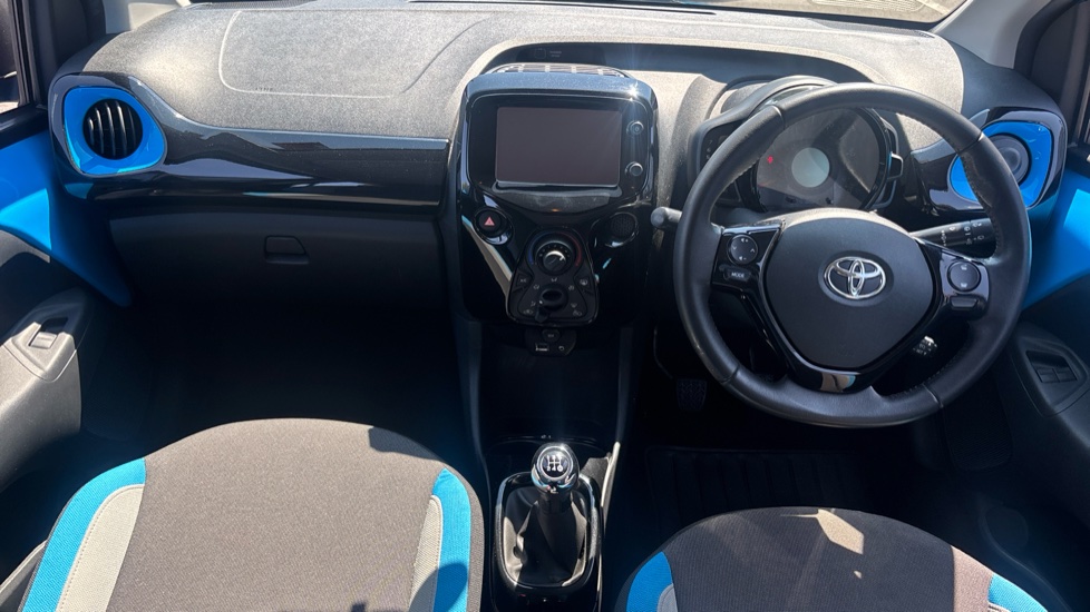 Toyota Aygo 1.0 VVT-i X-Cite 2 5dr Petrol Hatchback - Image 10