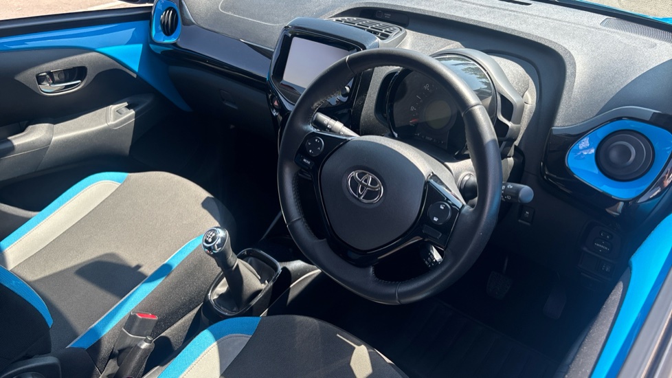 Toyota Aygo 1.0 VVT-i X-Cite 2 5dr Petrol Hatchback - Image 11