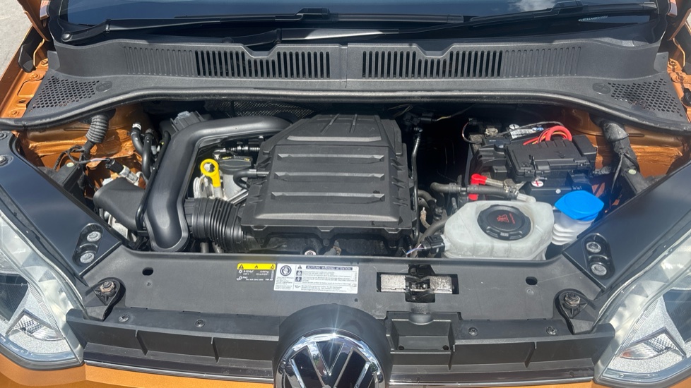 Volkswagen Up 1.0 90PS High Up 5dr [Start Stop] Petrol Hatchback - Image 8