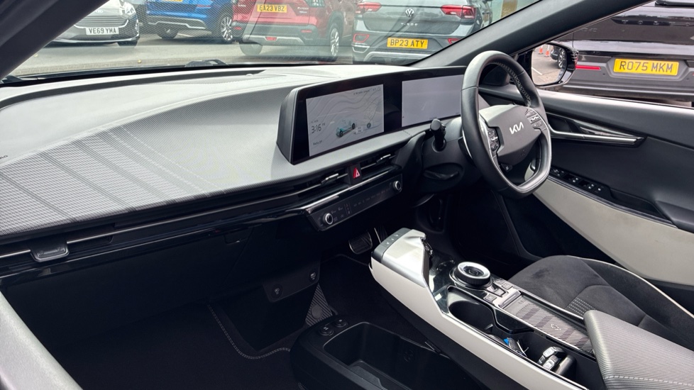 Kia EV6 236kW GT Line 77.4kWh 5dr AWD Auto Electric Estate - Image 9