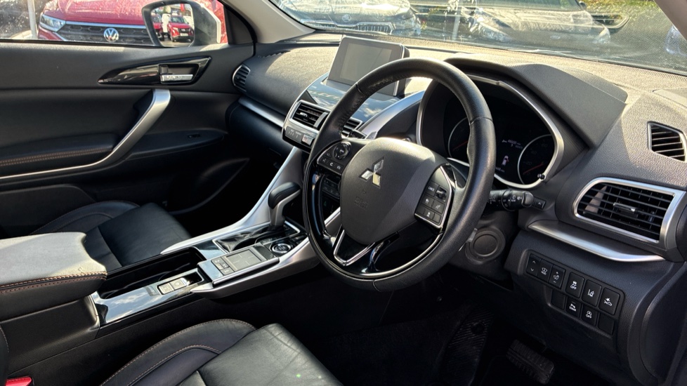 Mitsubishi Eclipse Cross 1.5 4 5dr CVT 4WD Petrol Hatchback - Image 11