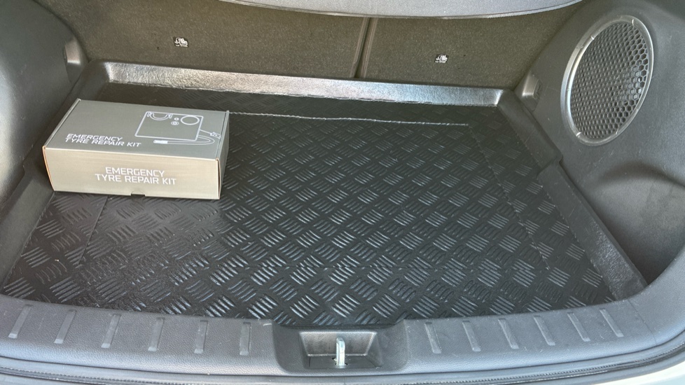 Mitsubishi Eclipse Cross 1.5 4 5dr CVT 4WD Petrol Hatchback - Image 37