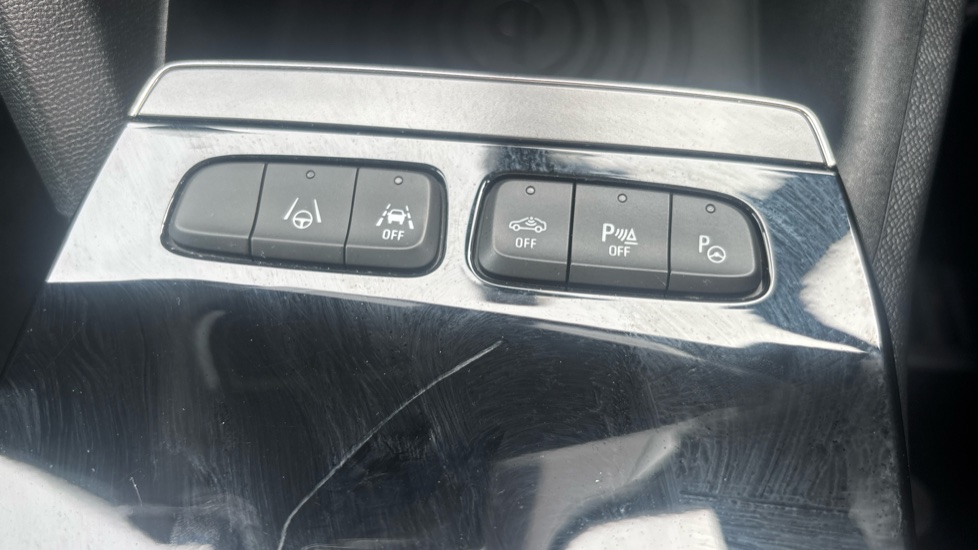 Vauxhall Mokka 100kW Ultimate 50kWh 5dr Auto Electric Hatchback - Image 27