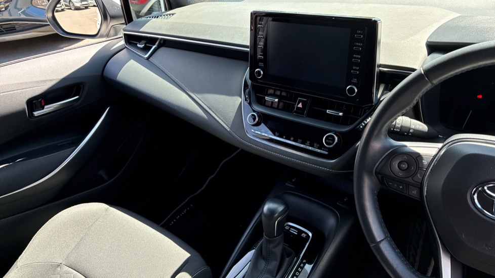 Toyota Corolla 1.8 VVT-i Hybrid Icon 5dr CVT Hybrid Hatchback - Image 14