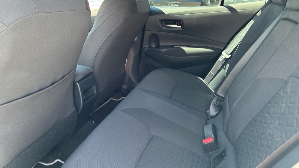 Toyota Corolla 1.8 VVT-i Hybrid Icon 5dr CVT Hybrid Hatchback - Image 16