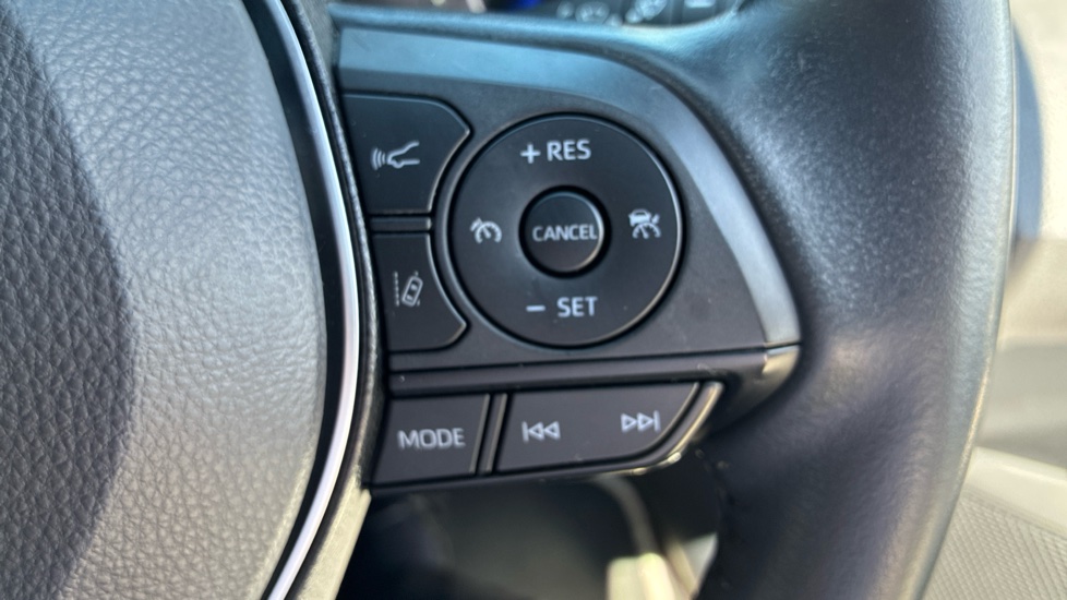 Toyota Corolla 1.8 VVT-i Hybrid Icon 5dr CVT Hybrid Hatchback - Image 27