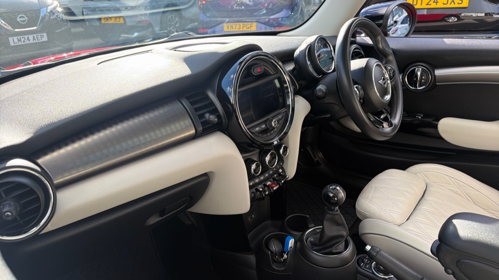MINI Hatchback 2.0 Cooper S Exclusive II 3dr Petrol Hatchback - Image 9