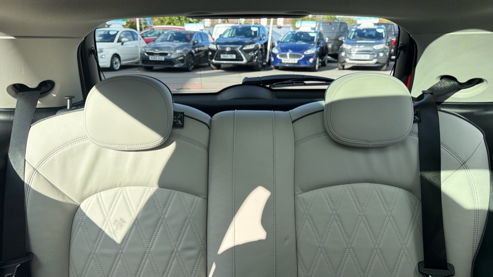 MINI Hatchback 2.0 Cooper S Exclusive II 3dr Petrol Hatchback - Image 15