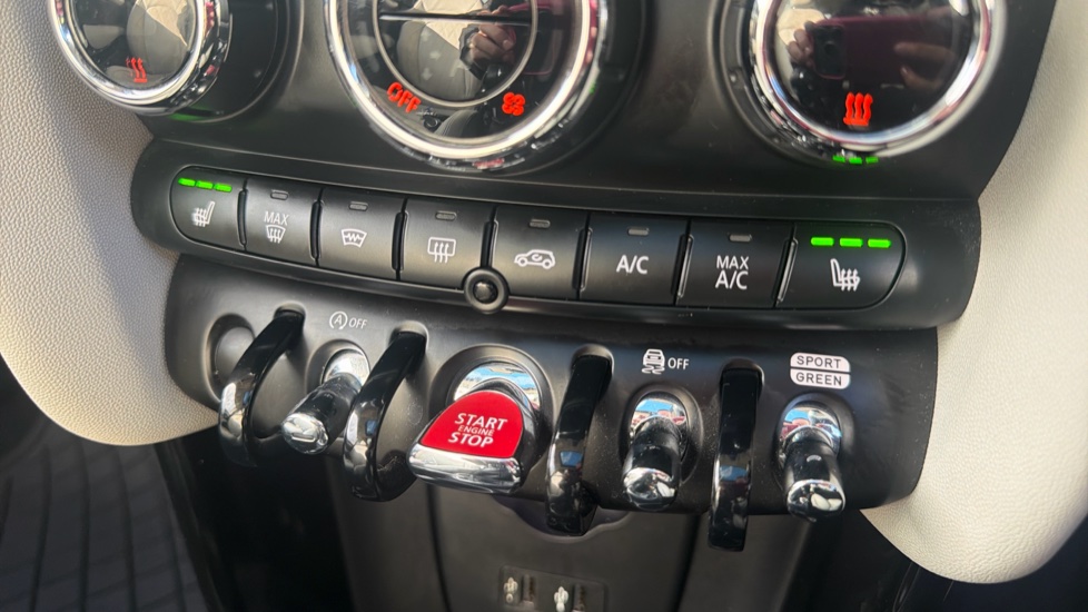 MINI Hatchback 2.0 Cooper S Exclusive II 3dr Petrol Hatchback - Image 19