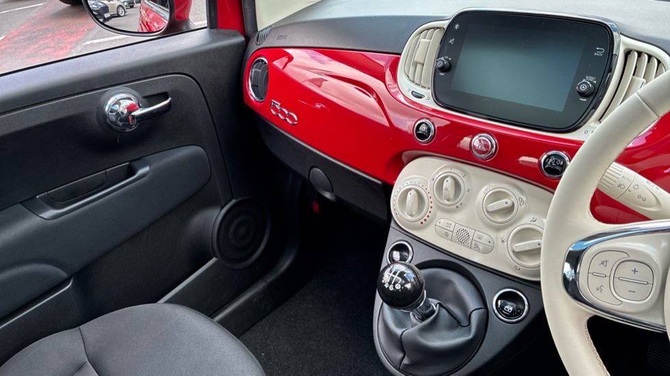 Fiat 500 1.0 Mild Hybrid 3dr Petrol Hatchback - Image 14