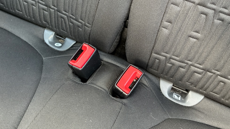 Fiat 500 1.0 Mild Hybrid 3dr Petrol Hatchback - Image 17