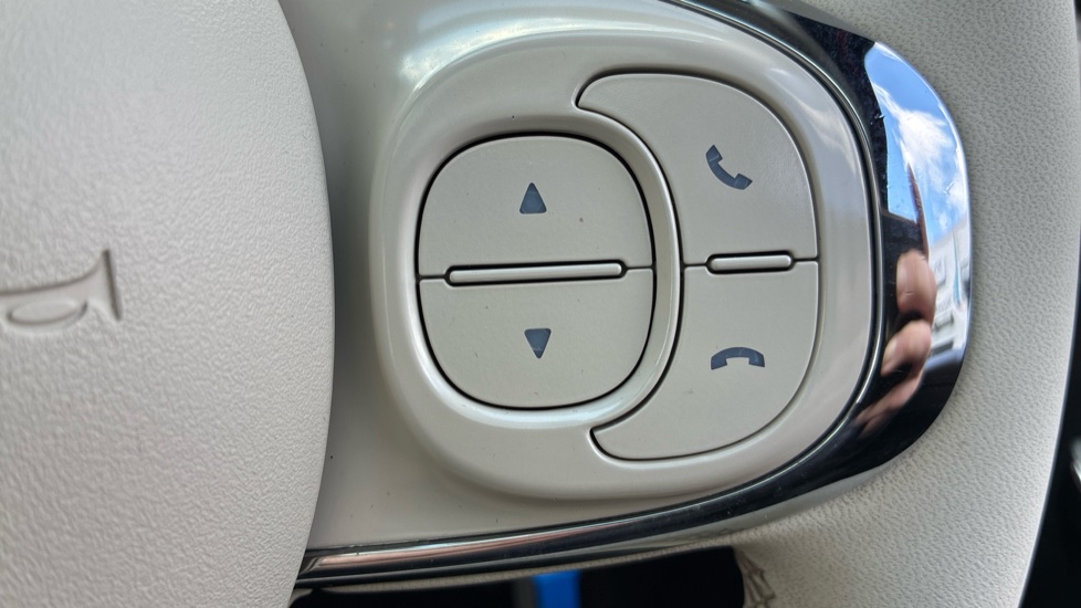 Fiat 500 1.0 Mild Hybrid 3dr Petrol Hatchback - Image 27