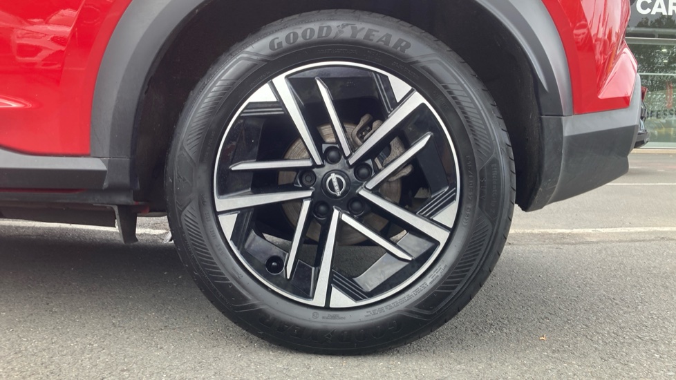 Nissan Juke 1.6 Hybrid N-Connecta 5dr Auto Hybrid Hatchback - Image 7