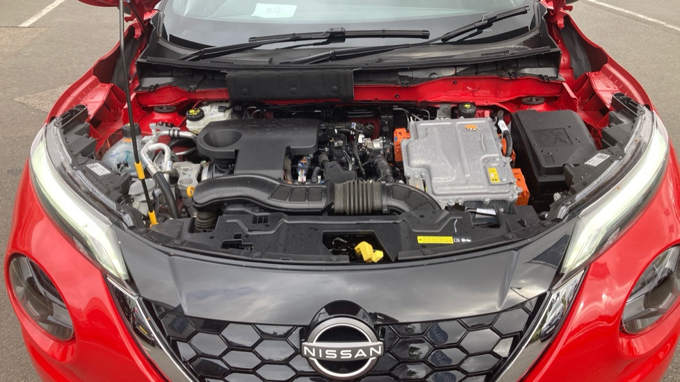 Nissan Juke 1.6 Hybrid N-Connecta 5dr Auto Hybrid Hatchback - Image 8
