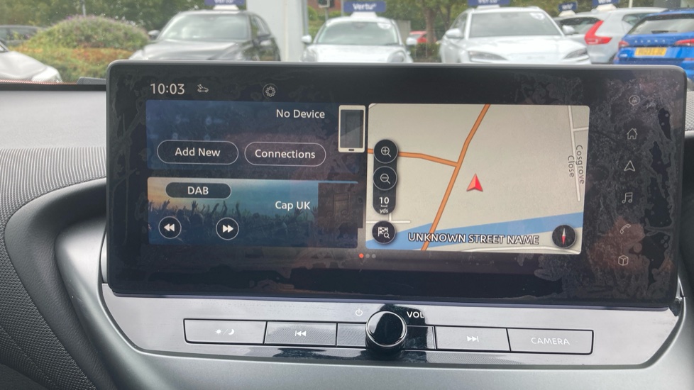 Nissan Juke 1.6 Hybrid N-Connecta 5dr Auto Hybrid Hatchback - Image 12