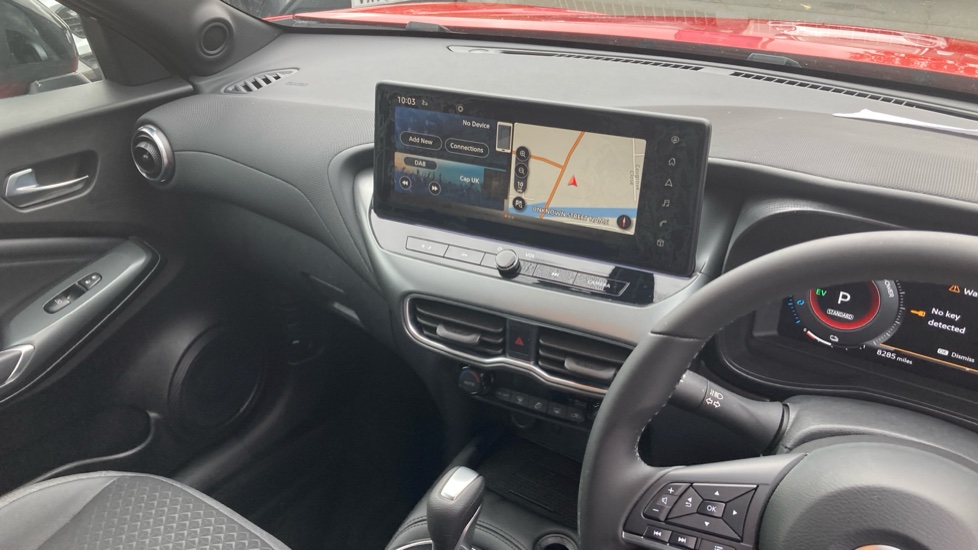 Nissan Juke 1.6 Hybrid N-Connecta 5dr Auto Hybrid Hatchback - Image 14