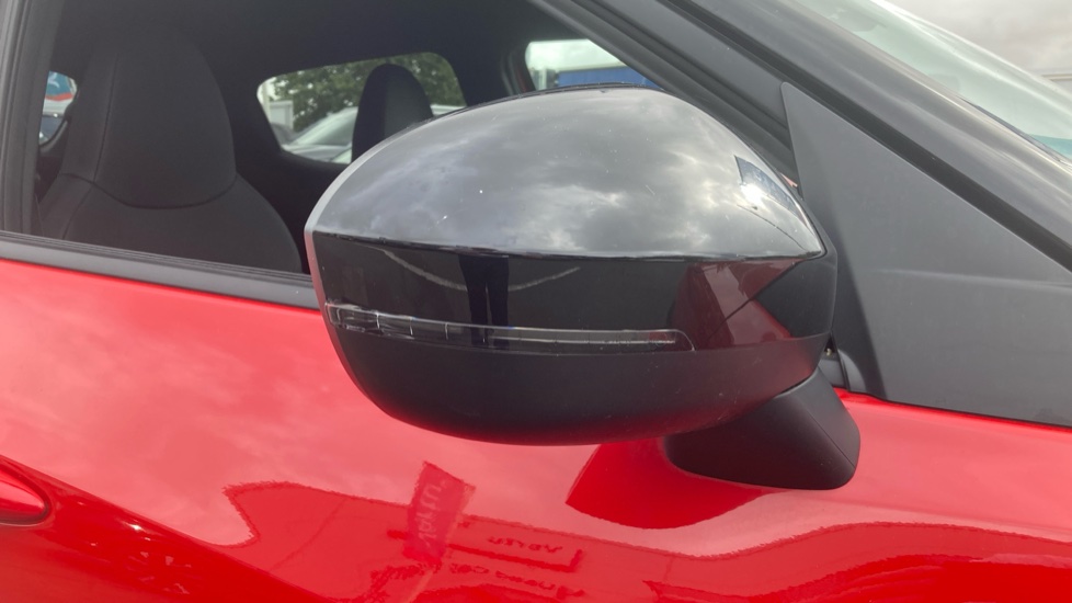 Nissan Juke 1.6 Hybrid N-Connecta 5dr Auto Hybrid Hatchback - Image 22