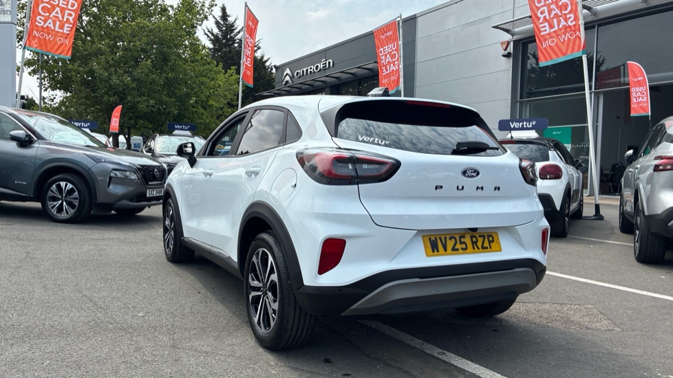 Ford Puma 1.0 EcoBoost Hybrid mHEV Titanium 5dr DCT Petrol Hatchback - Image 24