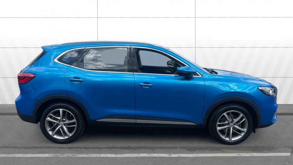 MG HS 1.5 T-GDI Exclusive 5dr DCT Petrol Hatchback - Image 5