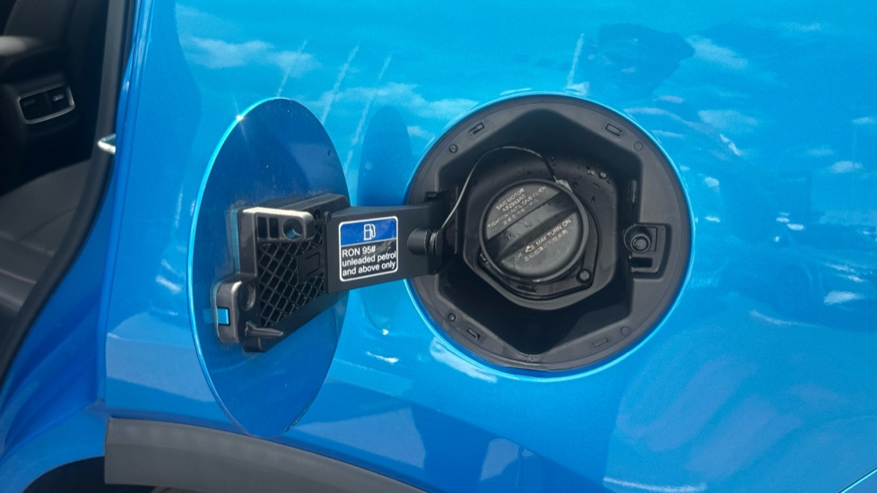 MG HS 1.5 T-GDI Exclusive 5dr DCT Petrol Hatchback - Image 21
