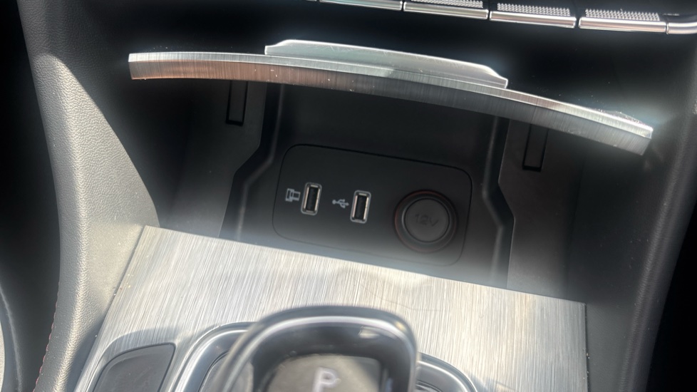 MG HS 1.5 T-GDI Exclusive 5dr DCT Petrol Hatchback - Image 34