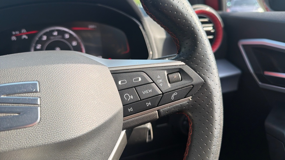 SEAT Arona 1.0 TSI 110 FR 5dr Petrol Hatchback - Image 33