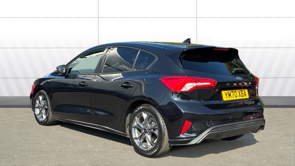 Ford Focus 1.0 EcoBoost Hybrid mHEV 125 ST-Line Edition 5dr Petrol Hatchback - Image 2