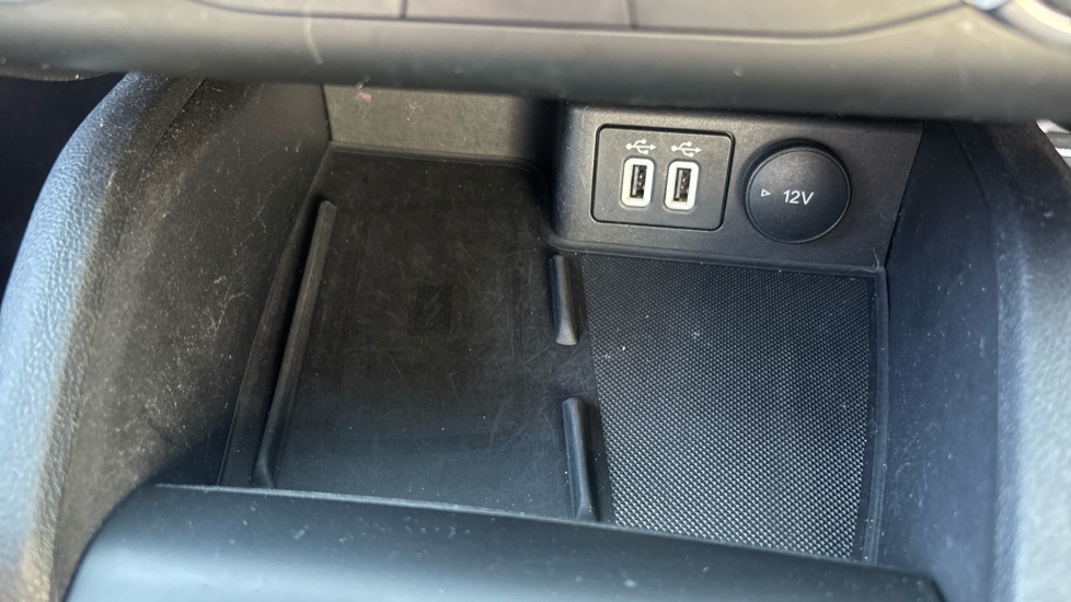 Ford Focus 1.0 EcoBoost Hybrid mHEV 125 ST-Line Edition 5dr Petrol Hatchback - Image 34