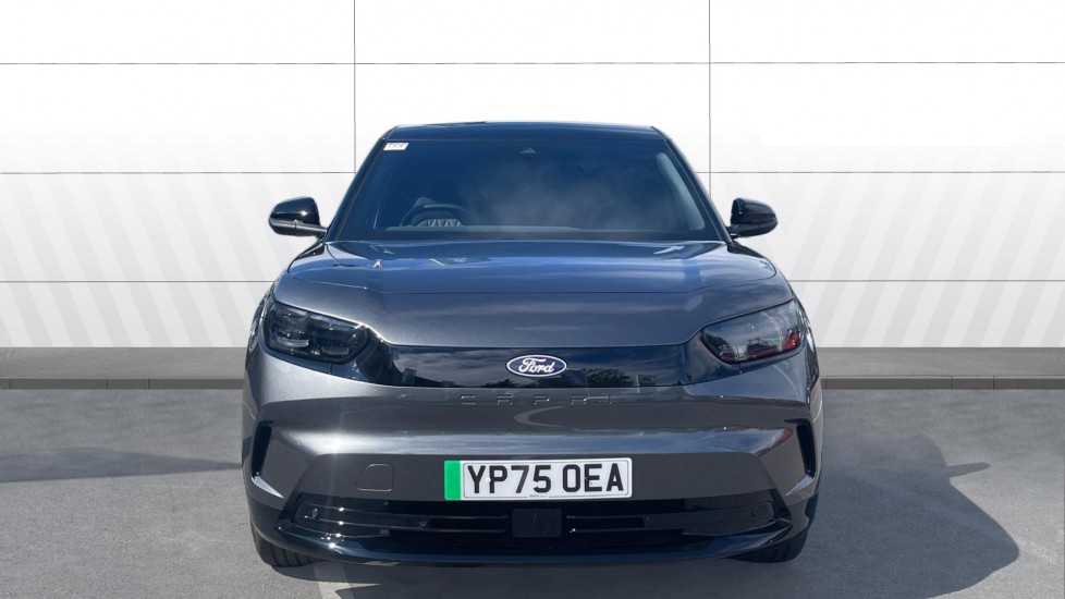 Ford Capri 210kW Premium 77kWh 5dr Auto Electric Estate - Image 3
