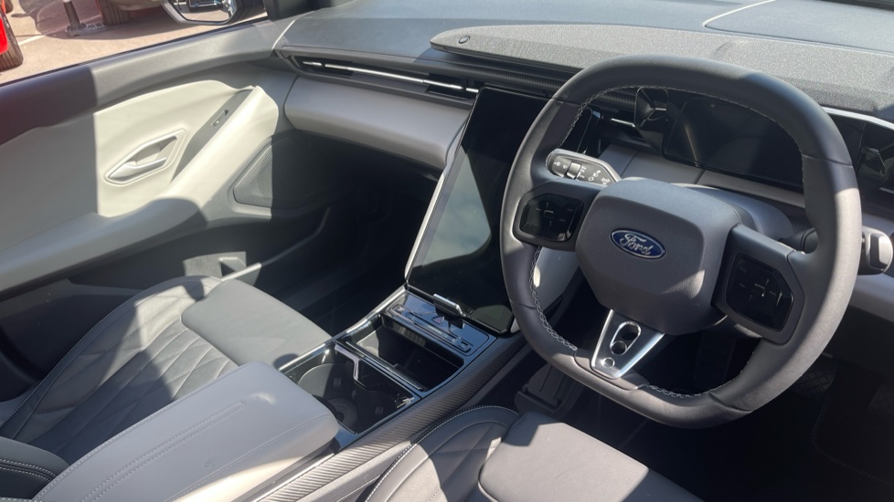 Ford Capri 210kW Premium 77kWh 5dr Auto Electric Estate - Image 11